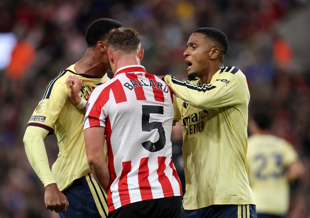 Arsenal demand answers from Pro Ref over Sunderland penalty controversy