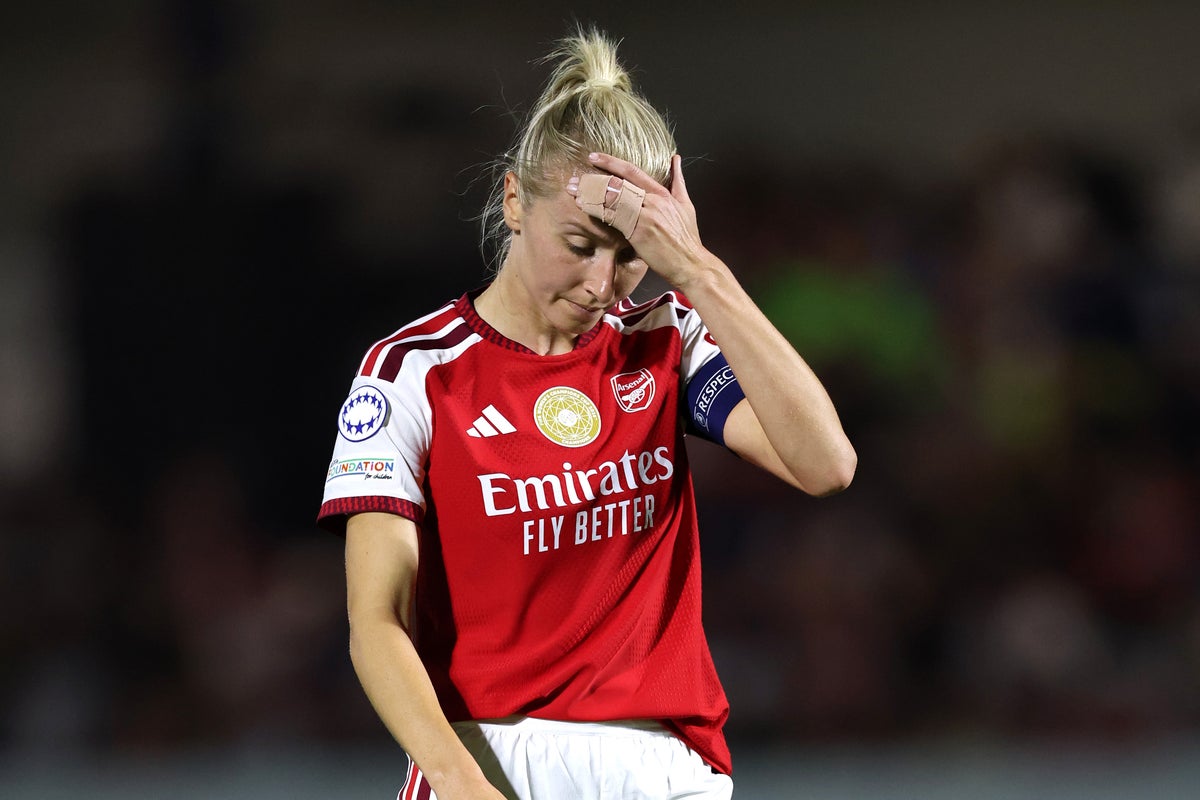 Arsenal Stumble to 2-2 Draw with Paris FC as Leah Williamson Concedes Late Equaliser