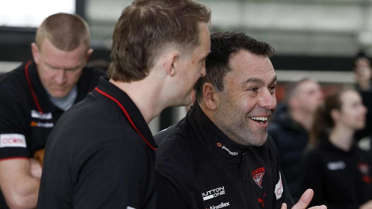 Essendon caretaker coach Dean Solomon resigns for family reasons