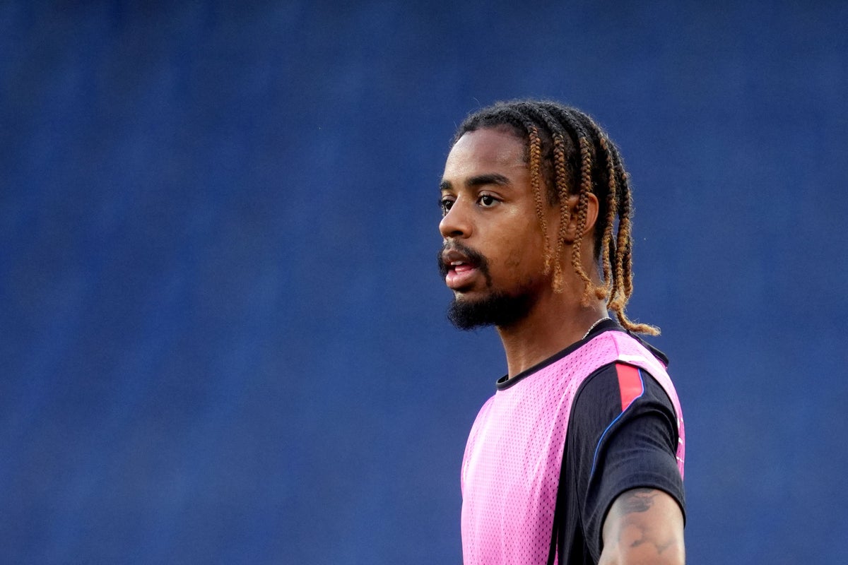 Liverpool Seek First Win of Season Against Ipswich Town at Old Trafford