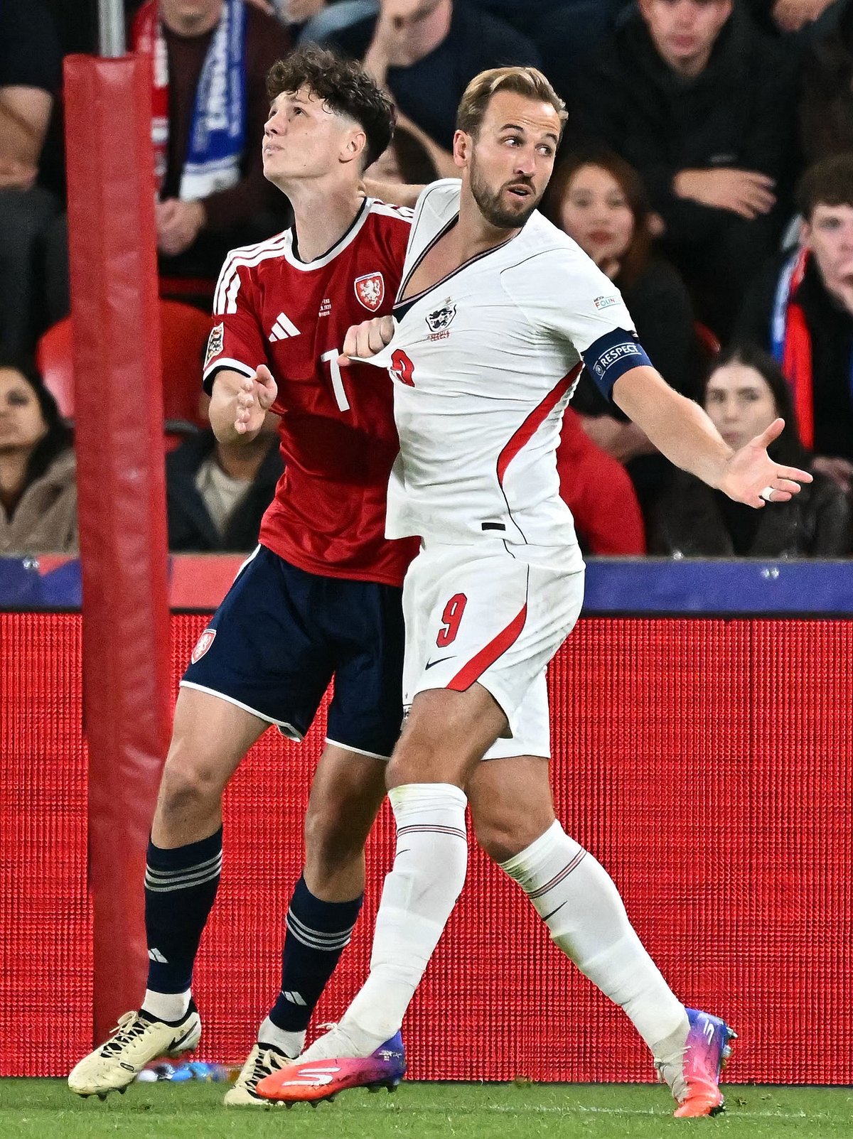 Pavel Sulc’s Red Card Throws Czech Republic into Nations League Turmoil Against England